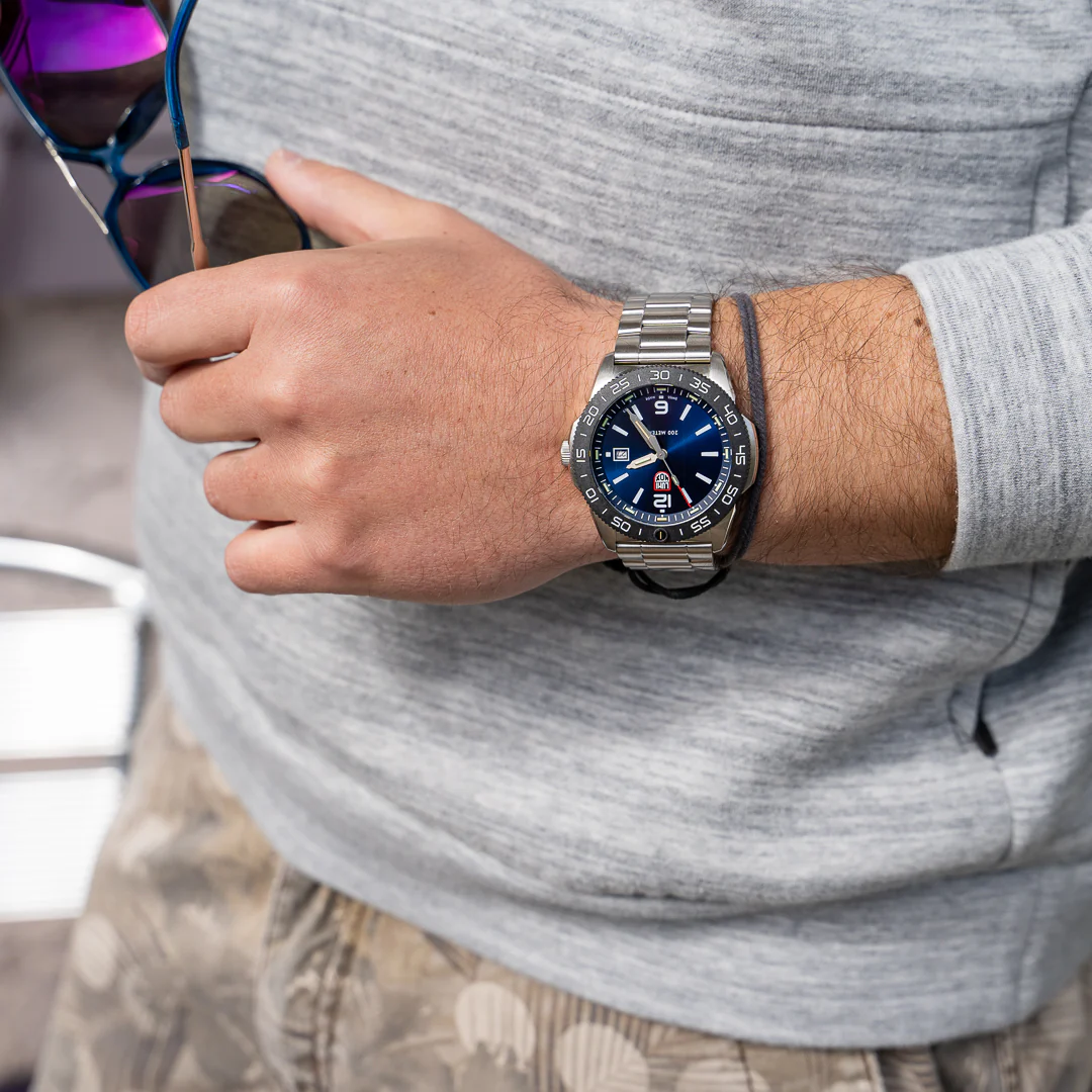 Pacific Diver, 44MM - 3123 - Image 3